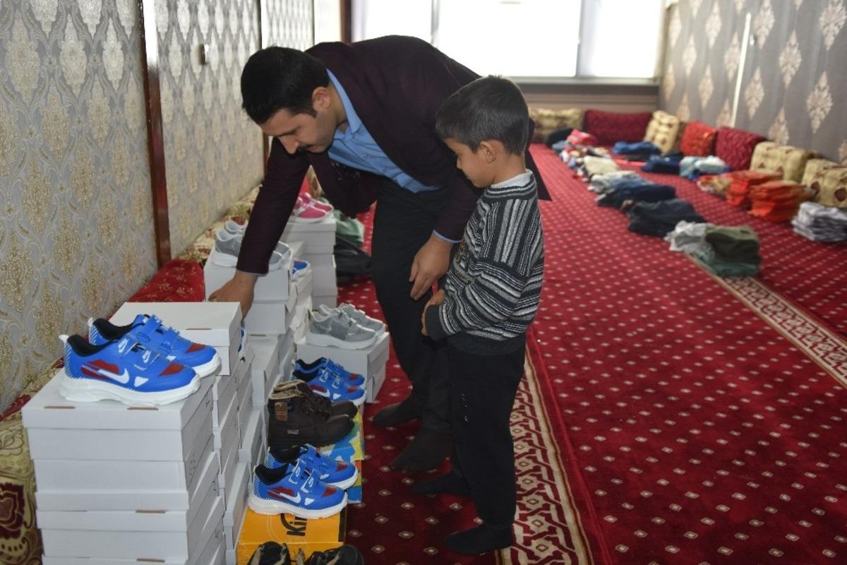 Siverek&rsquo;te 100 yetim ve &ouml;ks&uuml;z sevindirildi