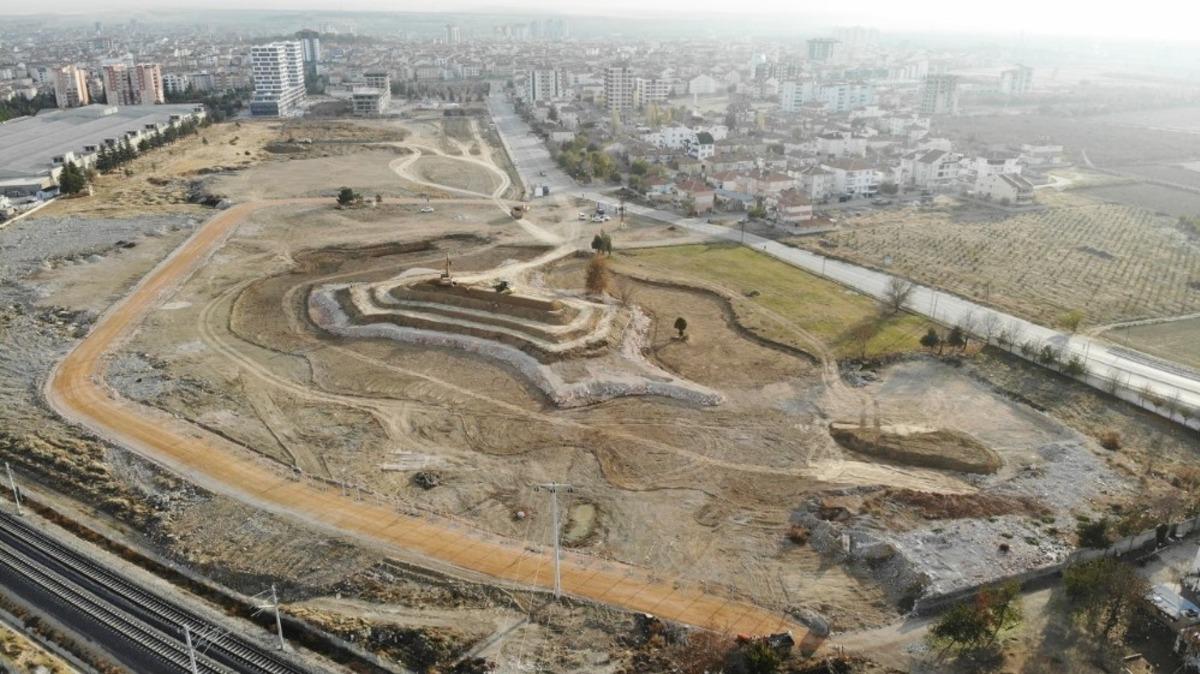 Karaman Şehir Parkı&rsquo;nda &ccedil;alışmalar t&uuml;n hızıyla devam ediyor