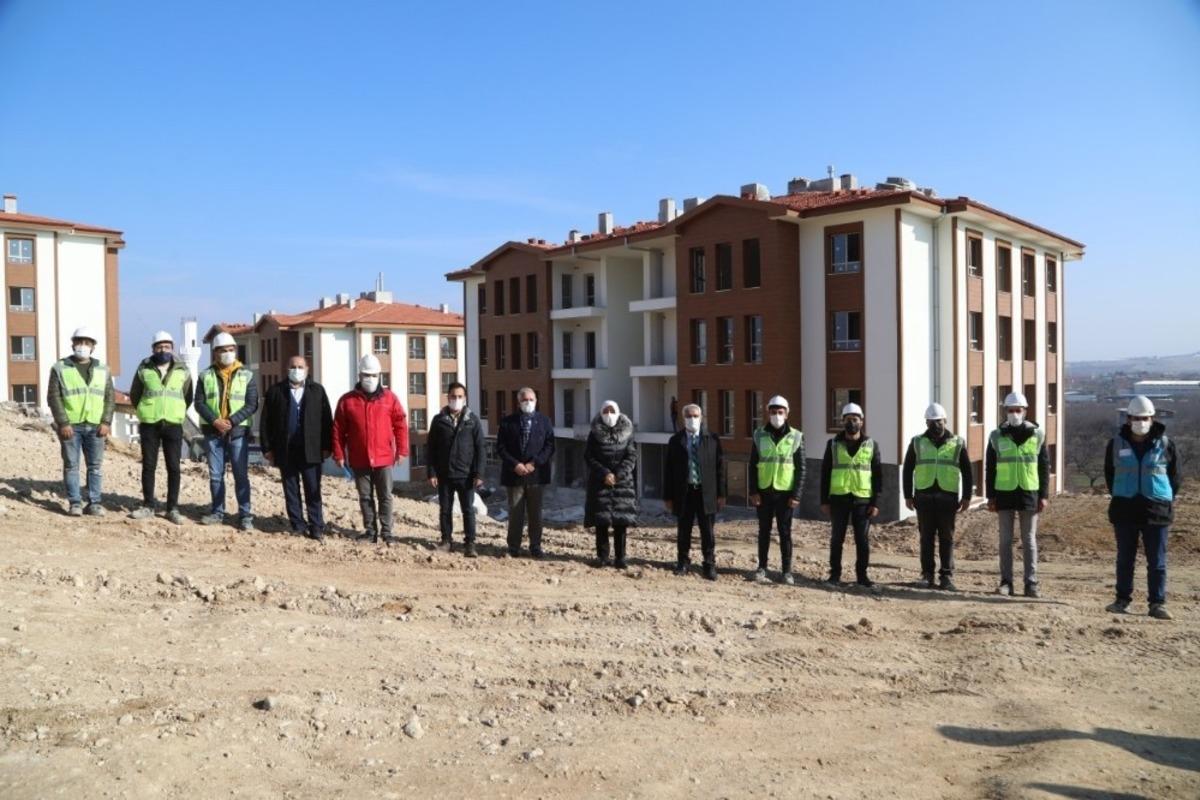 Başkan G&uuml;der&rsquo;den Eskimalatya&rsquo;daki depremzede ailelerine m&uuml;jde