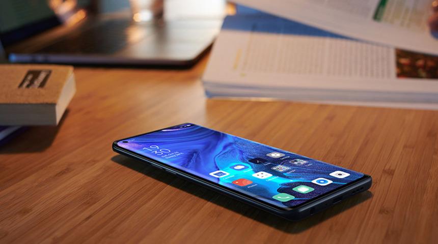 Samsung ve Oppo T&uuml;rkiye'ye akıllı telefon &uuml;retmeye geliyor!