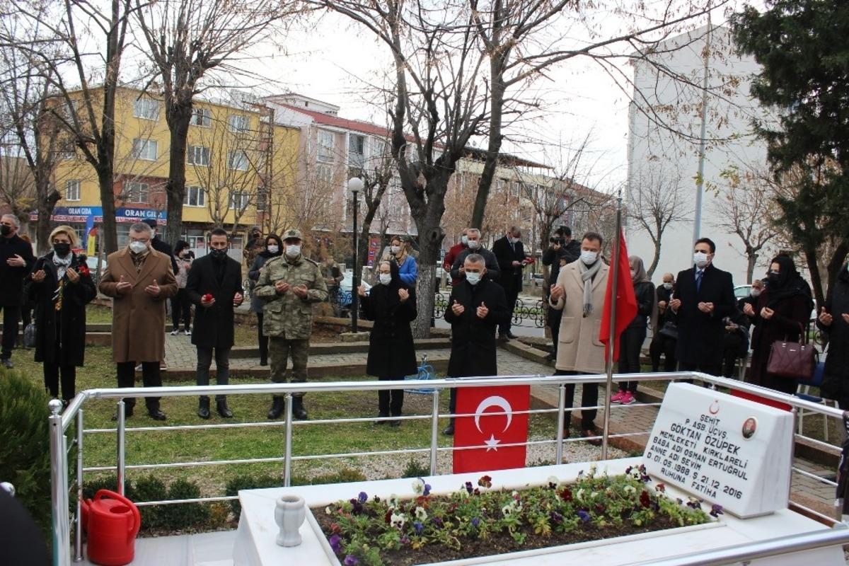 Şehit &Ouml;z&uuml;pek saygı ve rahmetle anıldı