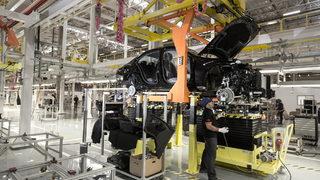 Mercedes üretimi durdurdu 