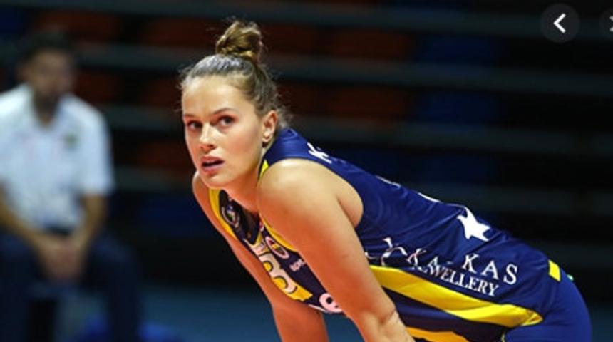 Kelsey Robinson yeniden Fenerbahçe Opet'te