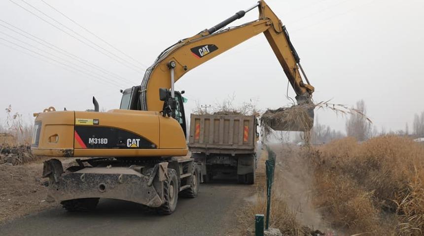 Iğdır&rsquo;da temizlik &ccedil;alışmaları t&uuml;m hızıyla devam ediyor