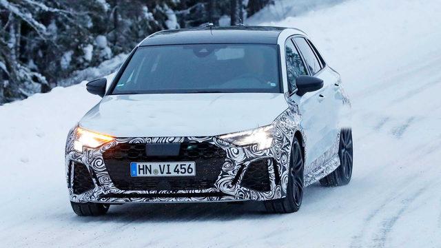 2021 Audi RS3 Sportback kış testlerinde yakalandı!