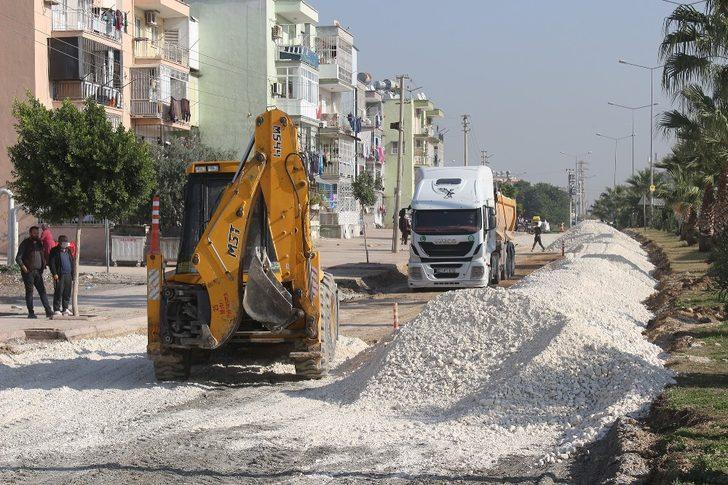 Mersin Büyükşehir Belediyesi asfalt çalışmalarını sürdürüyor G2