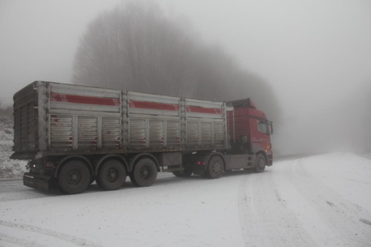 K&uuml;tahya Domani&ccedil;&rsquo;e mevsimin ilk karı yağdı