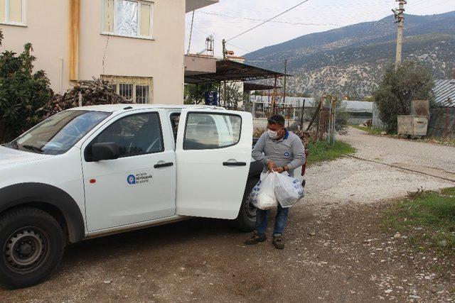 Çölyak hastalarına glütensiz ekmekleri ulaştırıldı