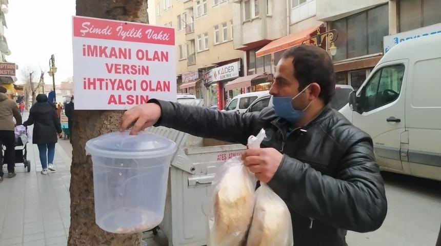 K&uuml;tahya&rsquo;da bir grup esnaf "Askıda ekmek" uygulaması başlattı