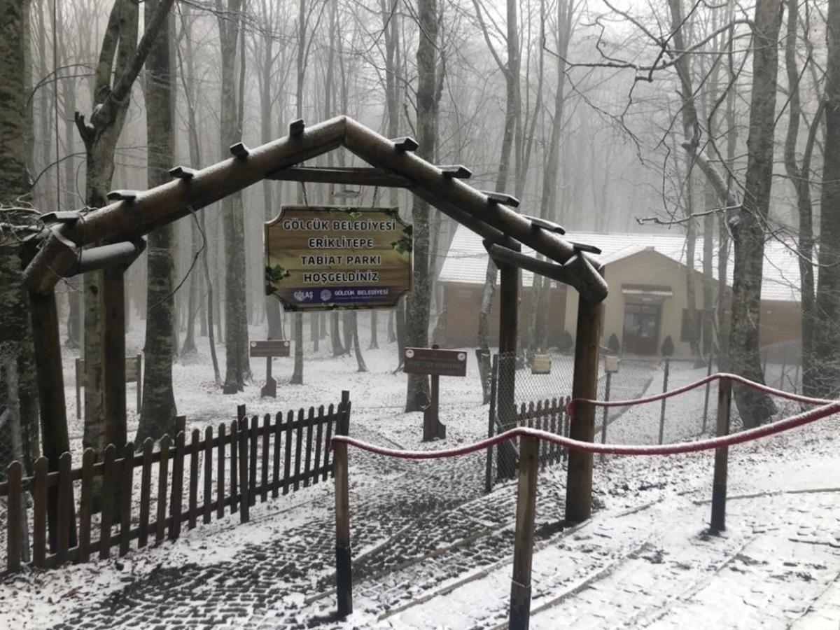 Eriklitepe beyaza b&uuml;r&uuml;nd&uuml;