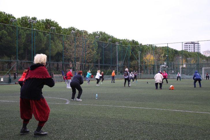 Kadıköy’de pandemi sürecinde açık havada spor zamanı G5