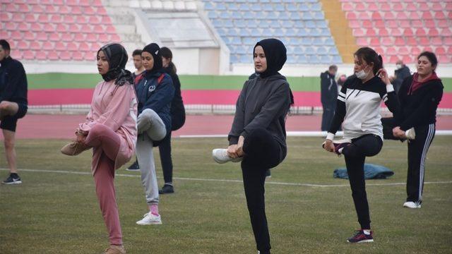 Isparta’da ücretsiz özel yetenek kursları başladı