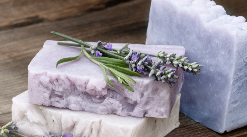 &Ccedil;arşafın altına sabun koymanın mantıklı bir a&ccedil;ıklaması var! Şıp diye uykuya daldırıyor