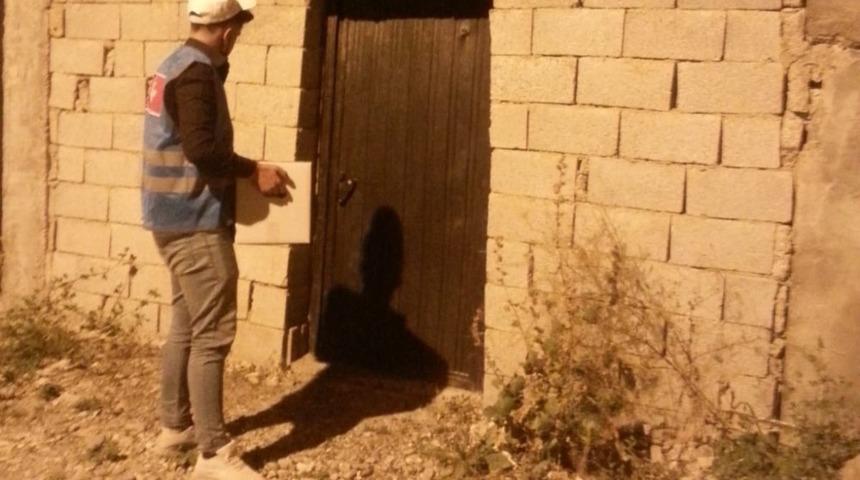 Ensar Vakfından dar gelirli ailelere yardım eli