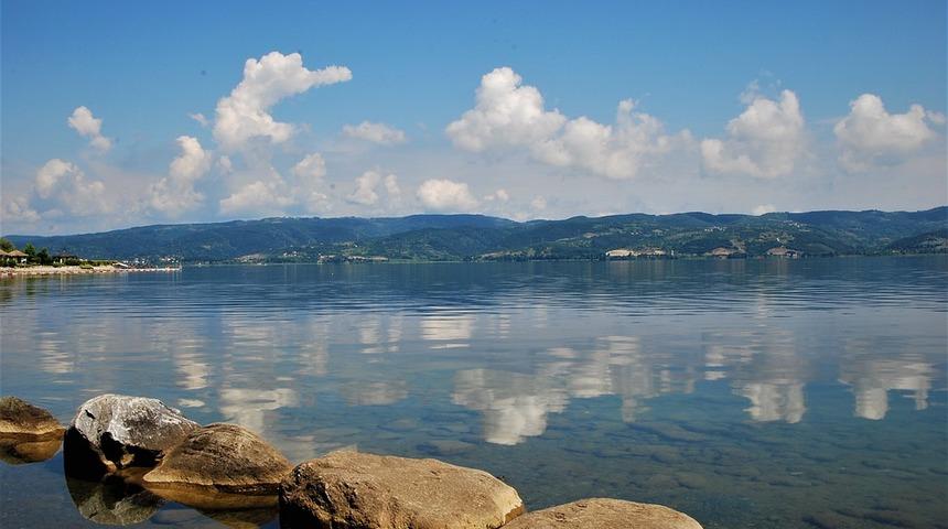 Sapanca nerede? Gölü, şelalesi gezilecek yerleri nerede?