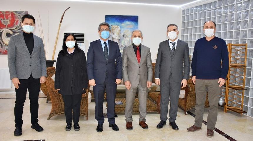 HR&Uuml; dijital akademi ile eğitimcilere destek olacak