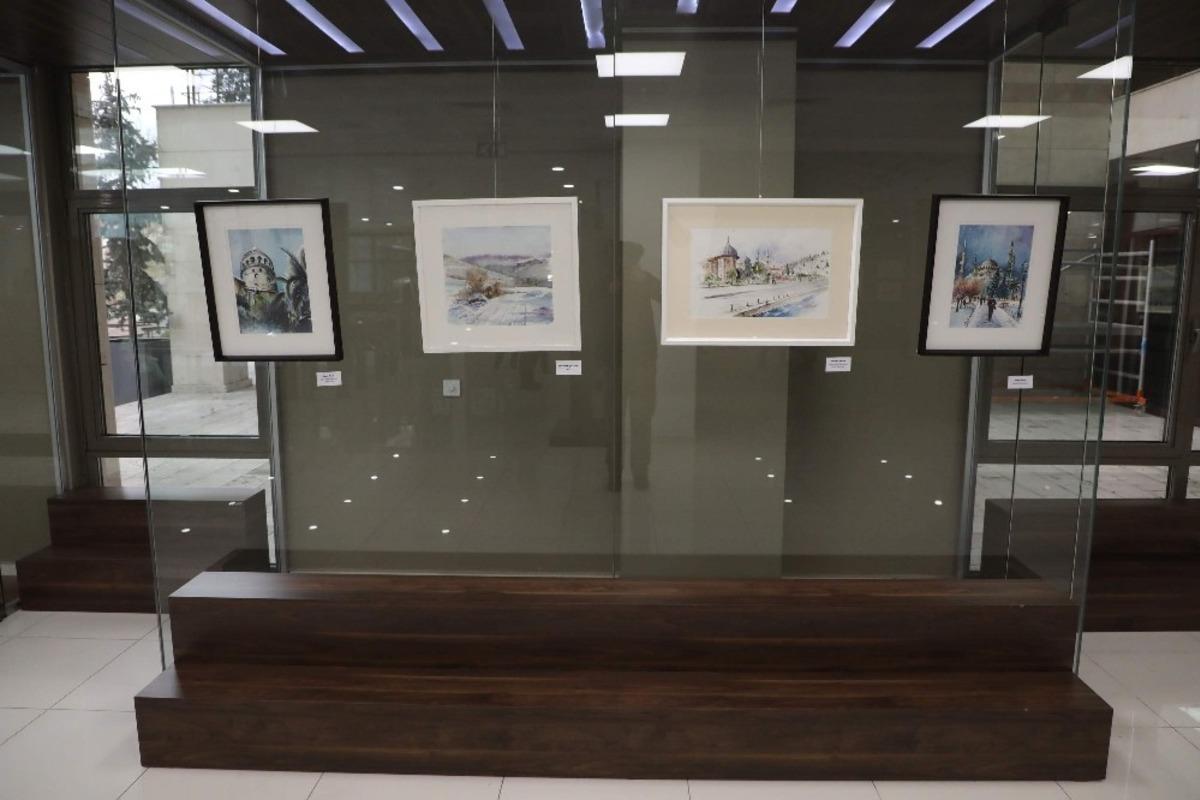 &ldquo;Şehrin Y&uuml;z&uuml;&rdquo; sulu boya sergisi a&ccedil;ıldı