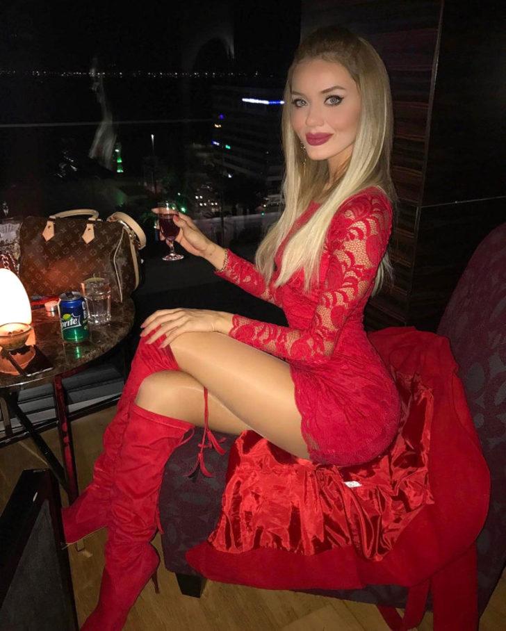 Cansu Taşkın küvetten fotoğraf paylaştı   G4