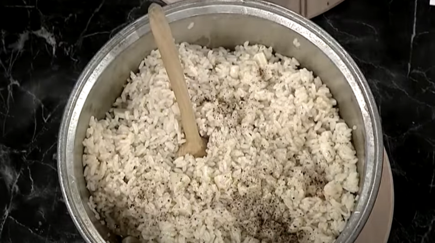 Sarımsak pilavı nasıl yapılır? MasterChef sarımsak pilavı tarifi nedir? Sarımsak pilavı malzemeleri neler? İşte sarımsaklı pilav yapılışı