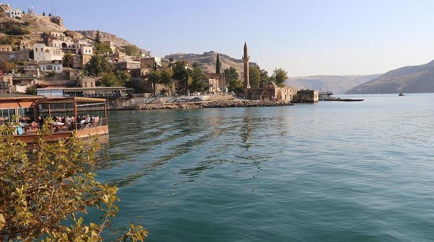 Halfeti nerede, nereye bağlı? Evleri, Saklı Cennet, Batık Şehir, gezilecek yerleri nerede?