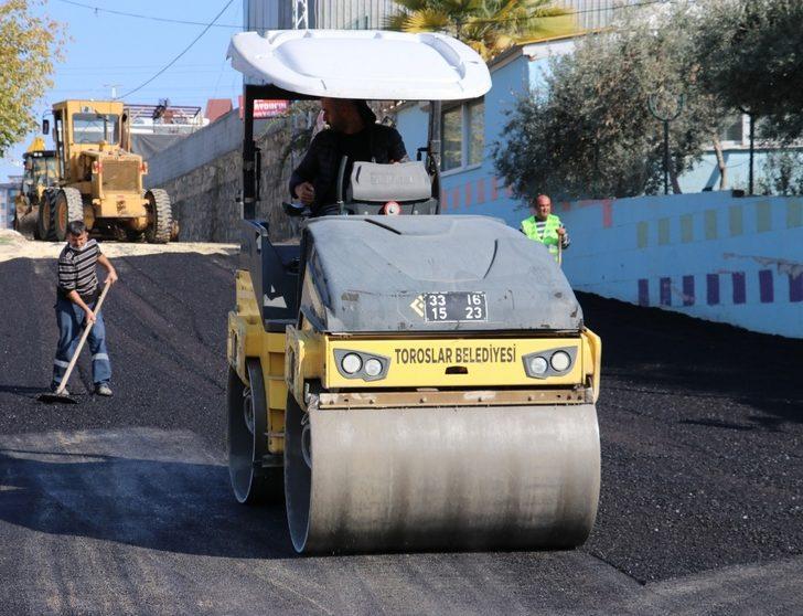 Toroslar’da asfalt çalışmaları aralıksız sürüyor G4