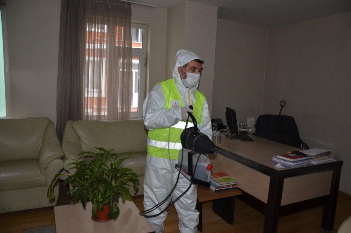 Altınordu Belediyesi, basın kuruluşlarını dezenfekte ediyor