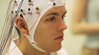 Epilepsi nedir? Epilepsi hastaları hangi belirtileri gösterir?