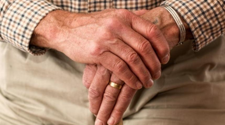 Geriatri nedir? Geriatri neye bakar?