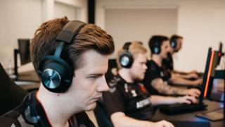 Astralis CS:GO dünya sıralamasında adını zirveye yazdırdı!