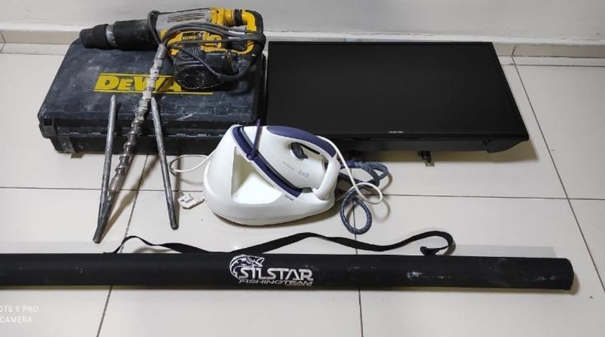 Suç üstü yakalanan 3 hırsız tutuklandı