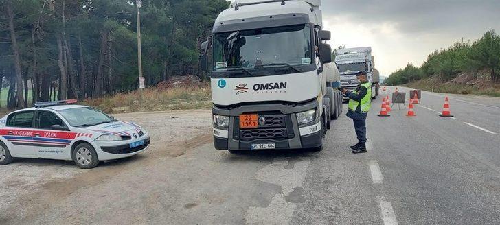 Jandarma trafik 287 araca 153 bin lira ceza uyguladı G3