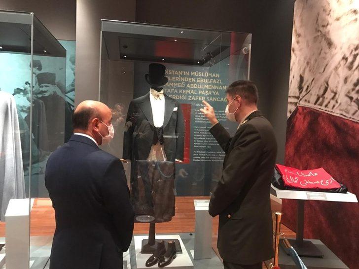 Başkan Oral, Milli Mücadele Sergisi’ni gezdi G5