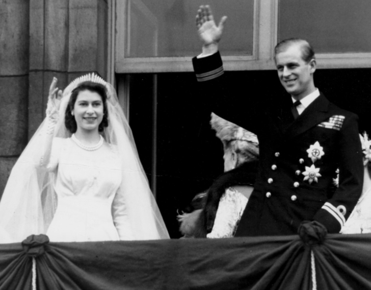 73 yıllık evlilik sırrı! Kraliçe Elizabeth ve Philip ayrı yatak odalarında...