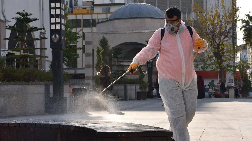 Mersin&rsquo;de her yer dezenfekte ediliyor