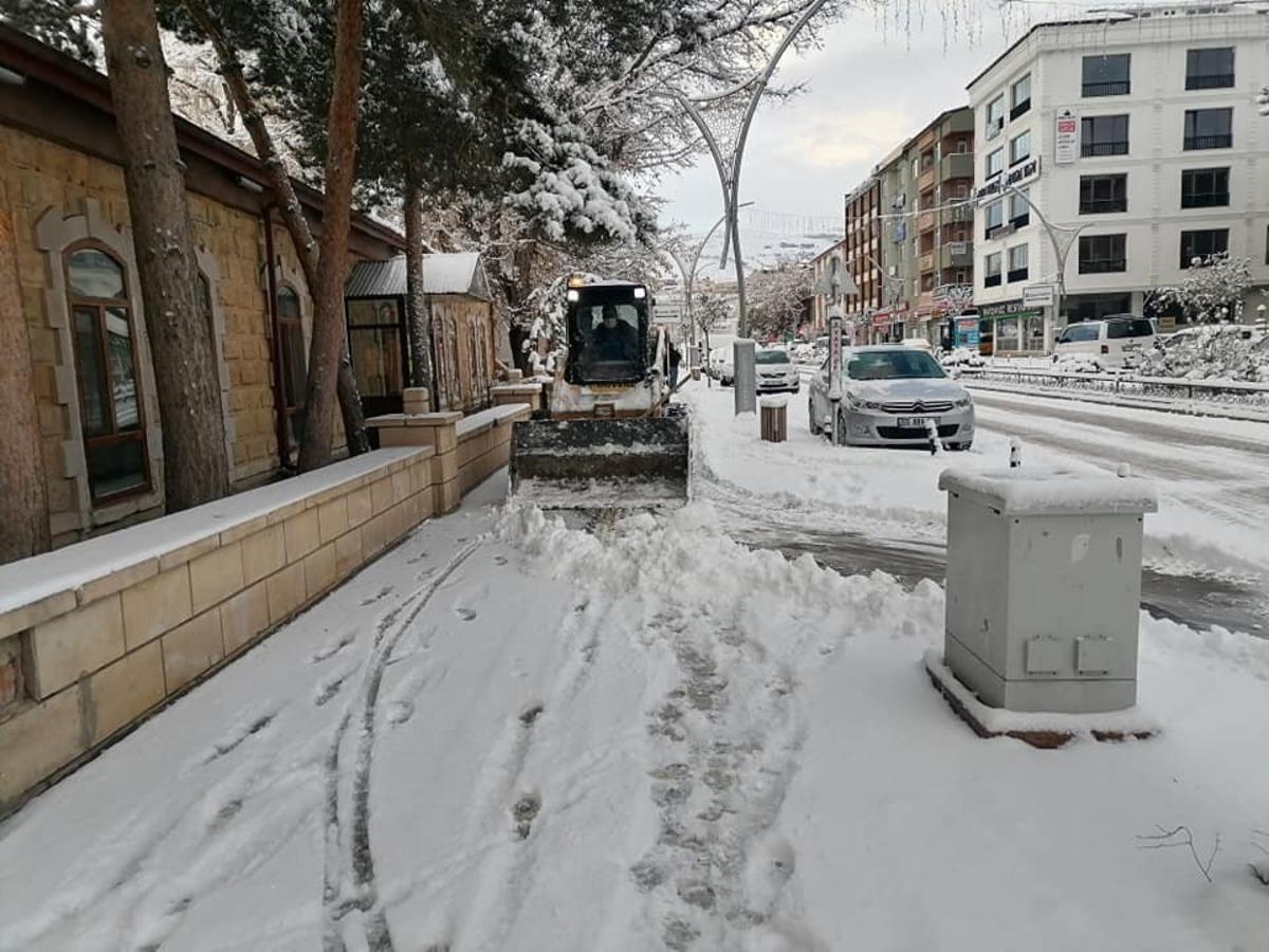 Bayburt&rsquo;ta kar yağışı