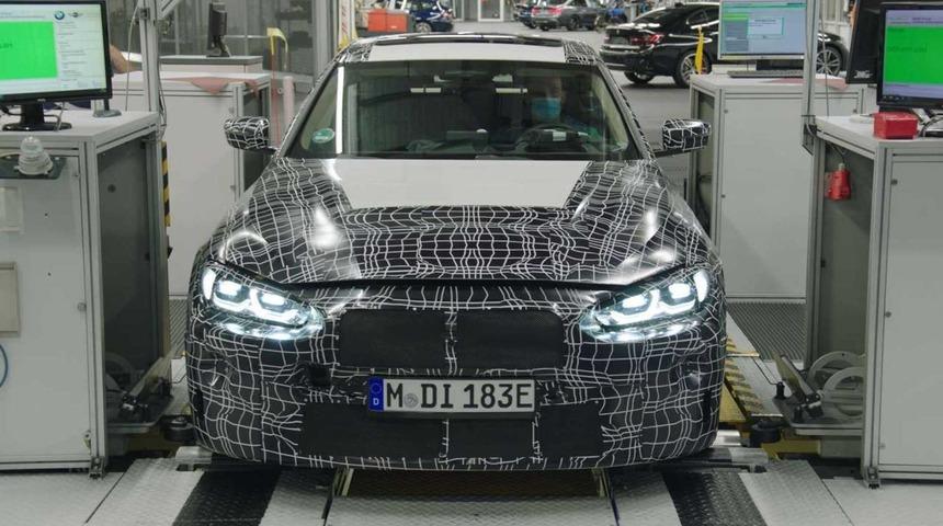 Yeni BMW i4&rsquo;&uuml;n teaser fotoğrafları basına sızdı