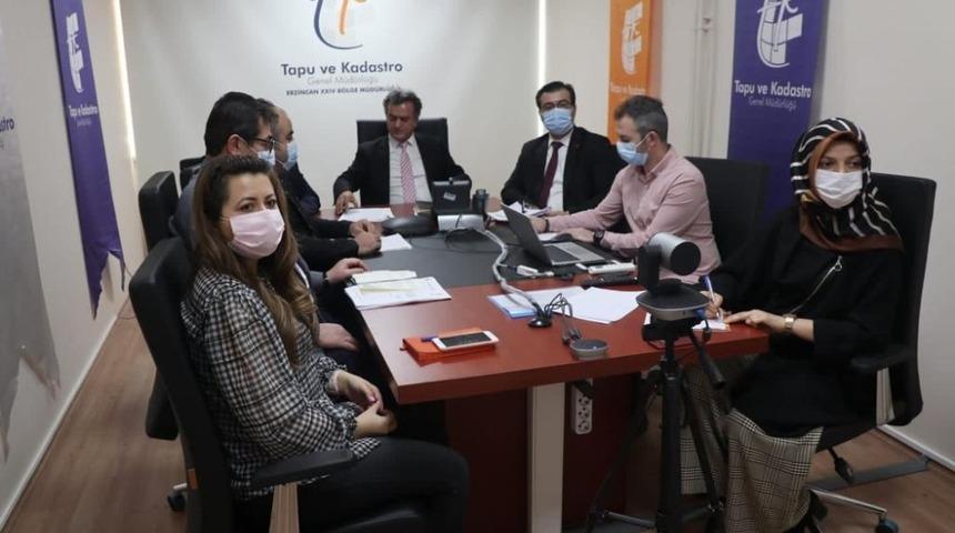 Dayıkaraca, Erzincan, Bayburt ve Gümüşhane müdürleriyle online toplantı yaptı