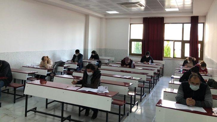 MEÜ idari personeli Görevde Yükselme Sınavında ter döktü G1