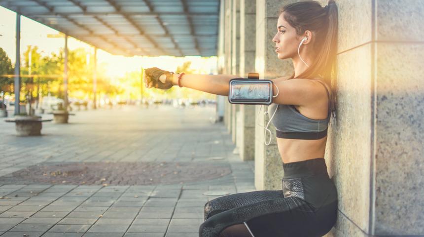 Akıllı telefonlar adım atmaya teşvik ediyor