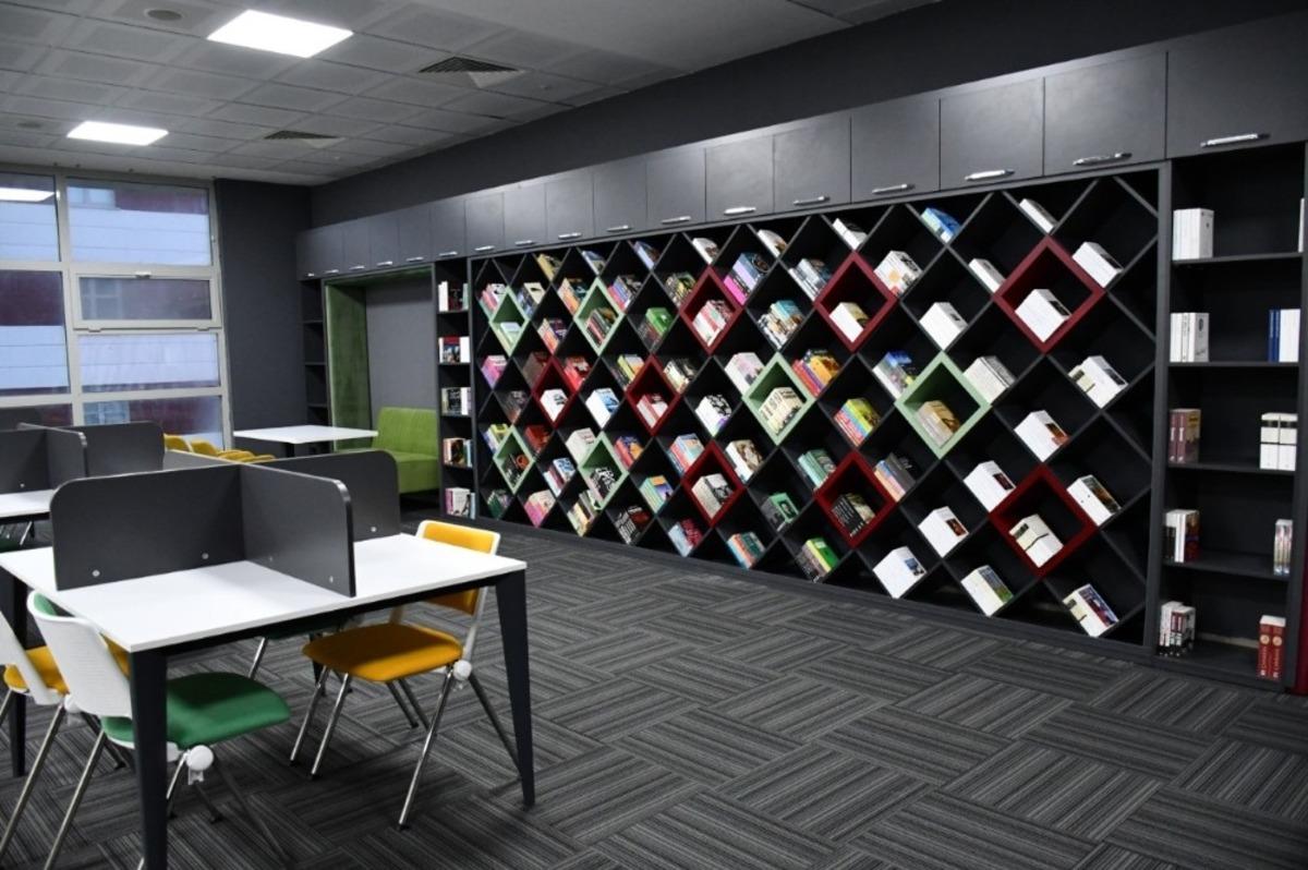 Balıkesir&rsquo;de gen&ccedil;lik merkezleri k&uuml;t&uuml;phane oluyor