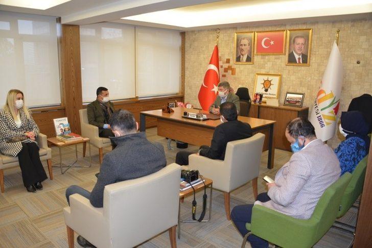 Başkan Akçadurak’a taziye ziyareti G4