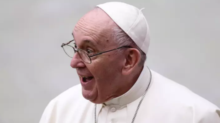 Papa Francis, Instagram’dan bir başka modelin fotoğrafını beğendi