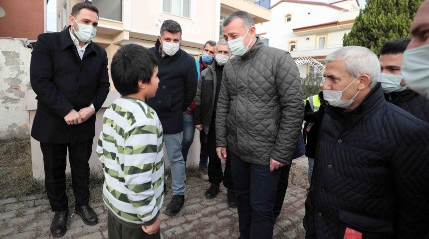 İtfaiyeci olmak isteyen &ccedil;ocuğa s&uuml;rpriz