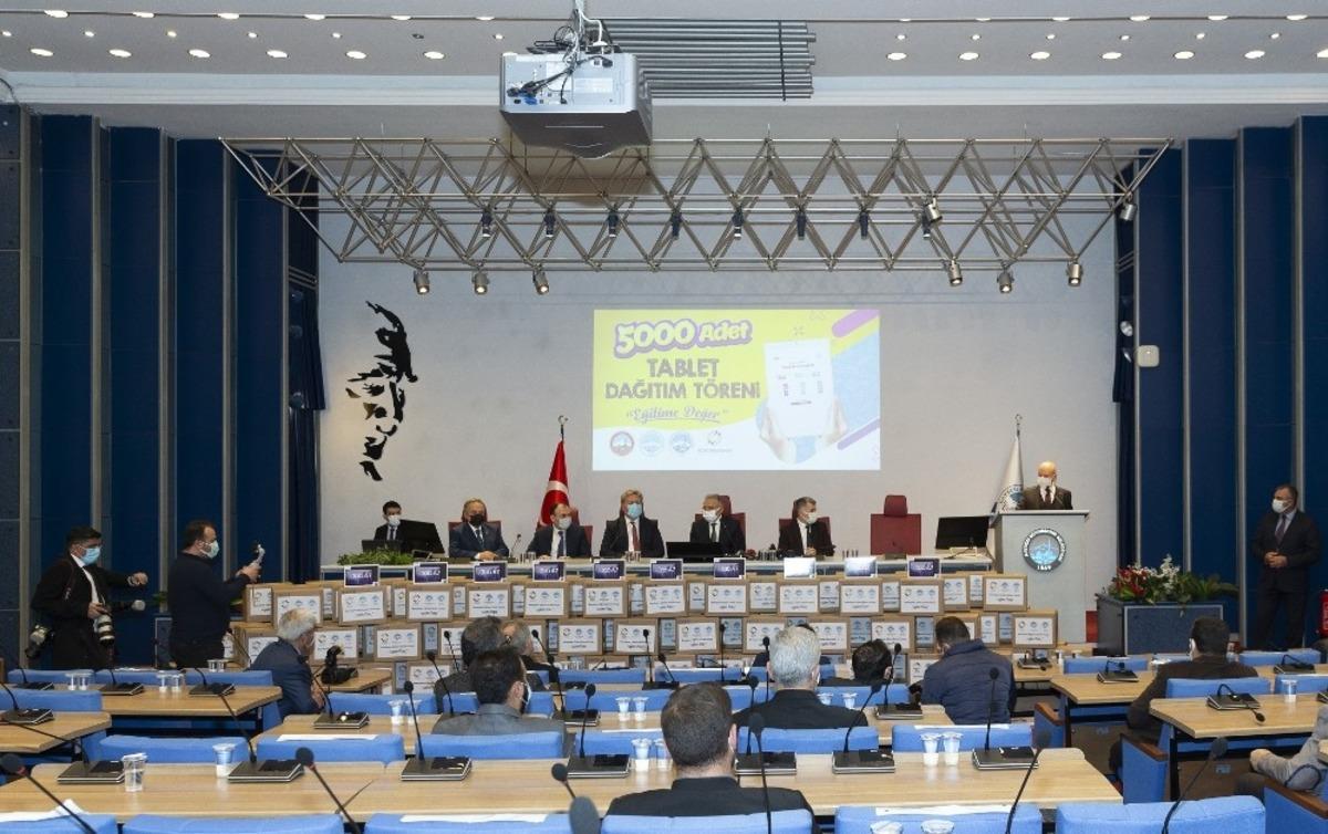 Kayseri B&uuml;y&uuml;kşehir Belediyesi&rsquo;nden uzaktan eğitime destek