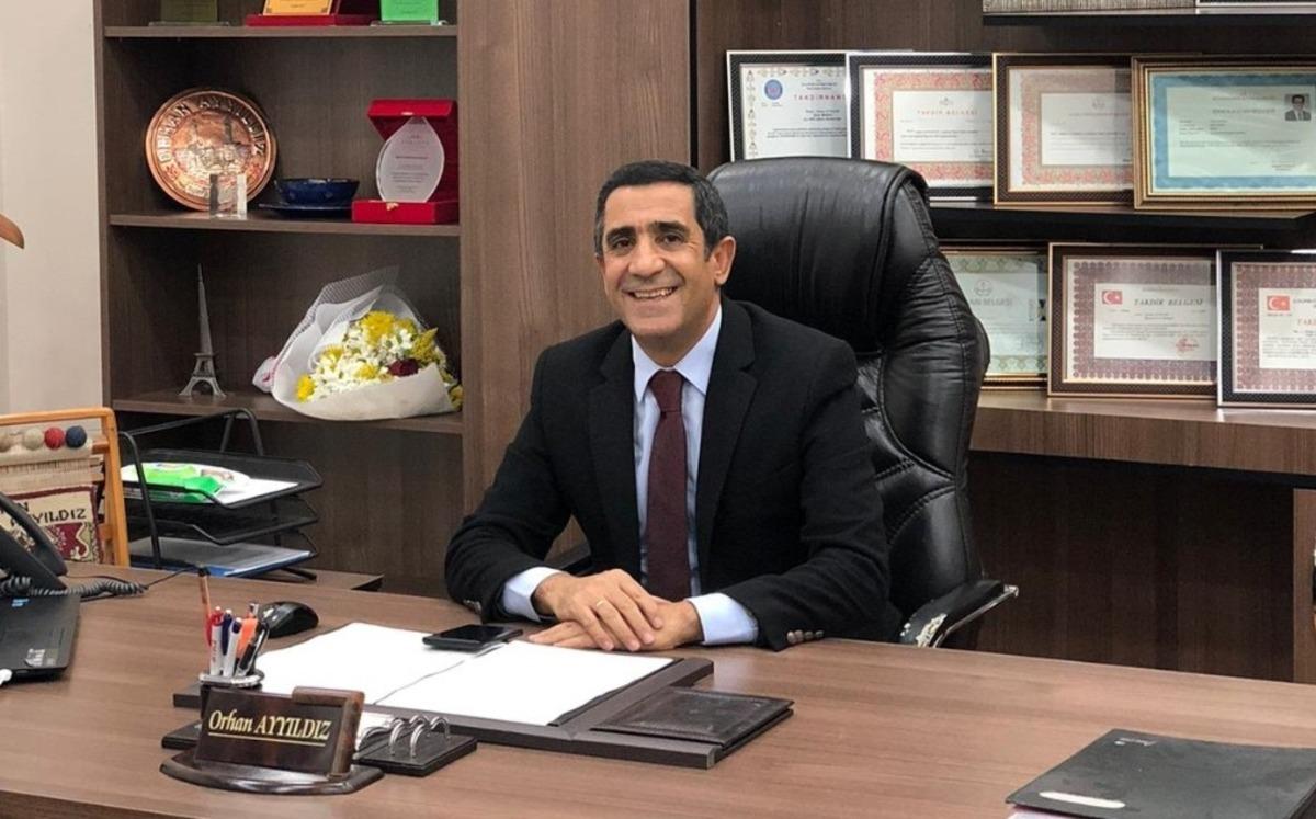 Esenyurt Belediyesi Yerel Hizmetler M&uuml;d&uuml;rl&uuml;ğ&uuml;ne Vanlı Ayyıldız getirildi