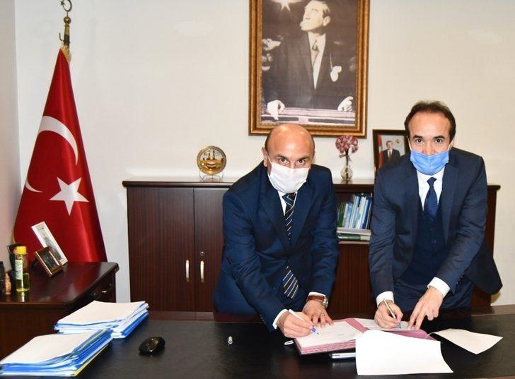 Altınova Belediyesi’nden öğrencilere 150 tablet G2