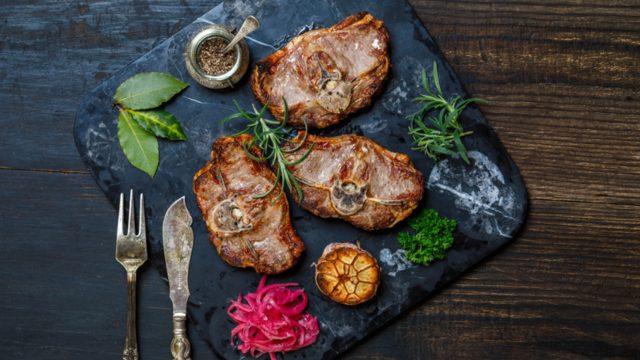 Lokum gibi ağızda dağılıyor, tel tel ayrılıyor: Kuzu gerdan tarifi