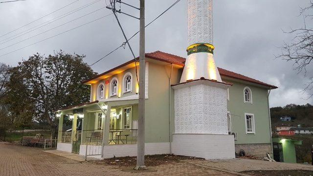 Çakırlar Mevki Cami vatandaşlar tarafından imece usulü yenilendi