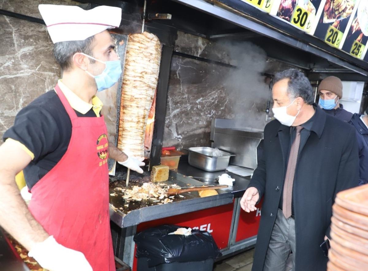 Zabıta ekipleri denetimlerini sıklaştırdı