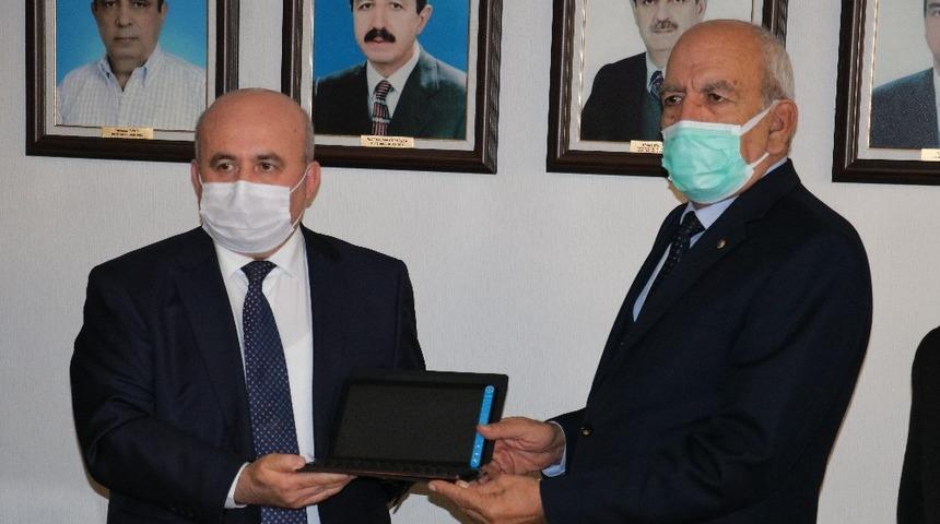 Kahramanmaraş&rsquo;ta eğitime tablet desteği